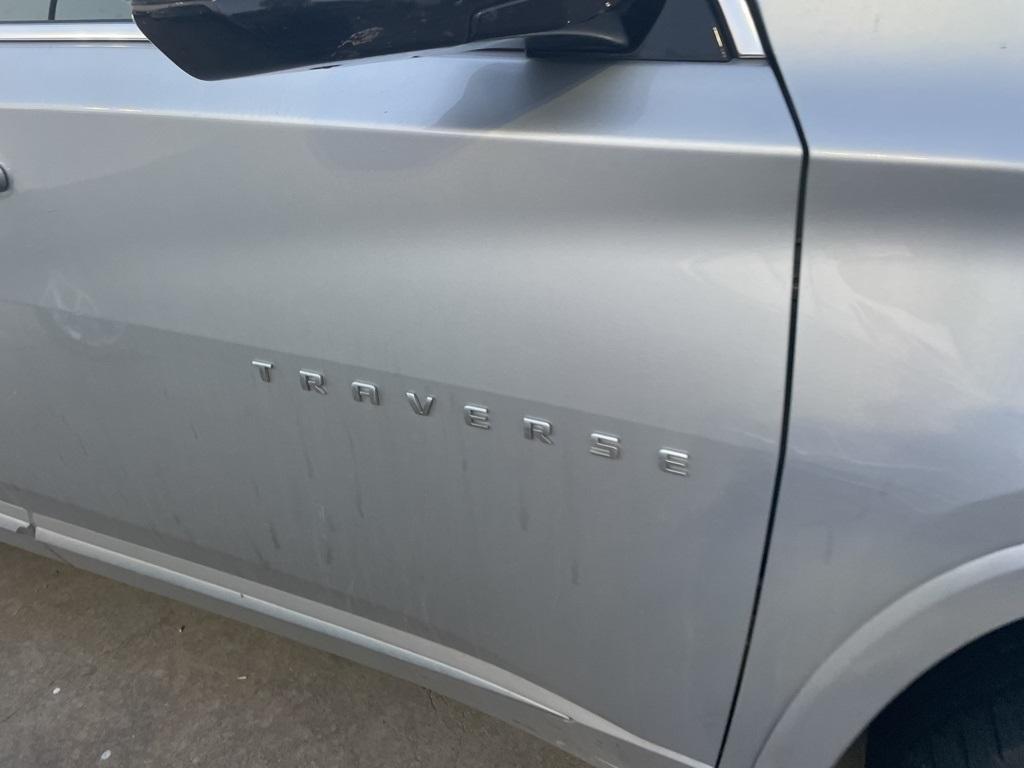 used 2019 Chevrolet Traverse car, priced at $20,814