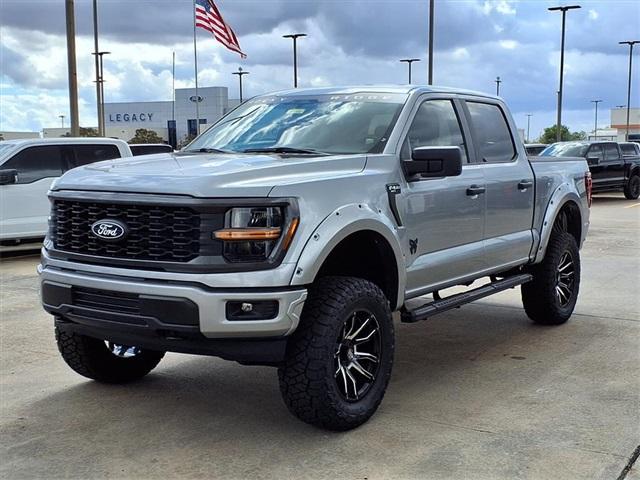 new 2025 Ford F-150 car, priced at $51,370