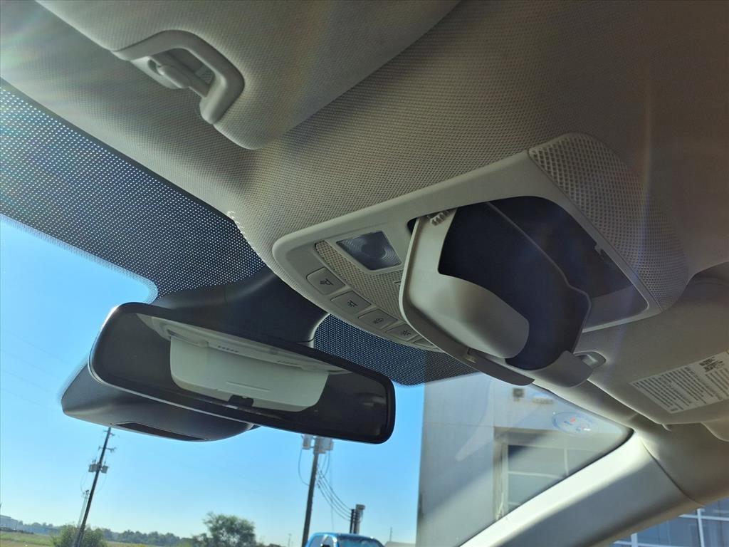 used 2024 Ford Edge car, priced at $27,300