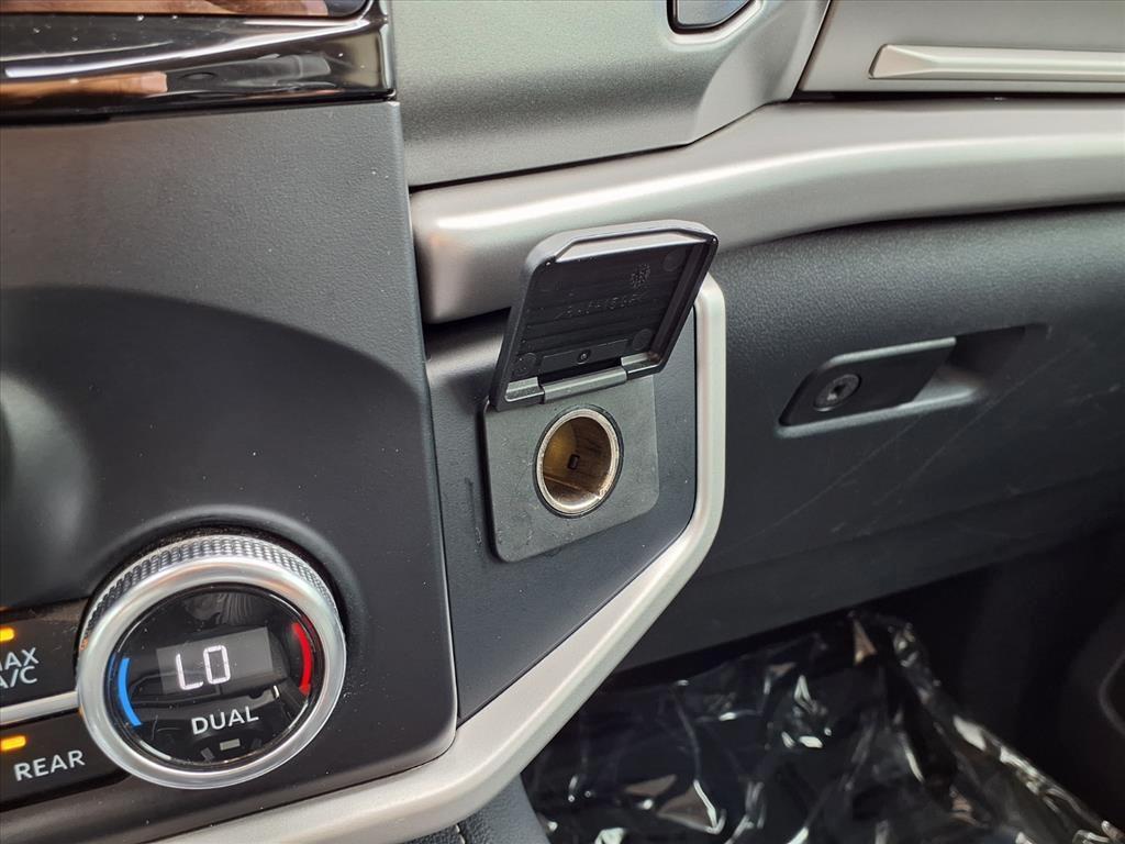 used 2024 Ford Expedition car, priced at $44,100