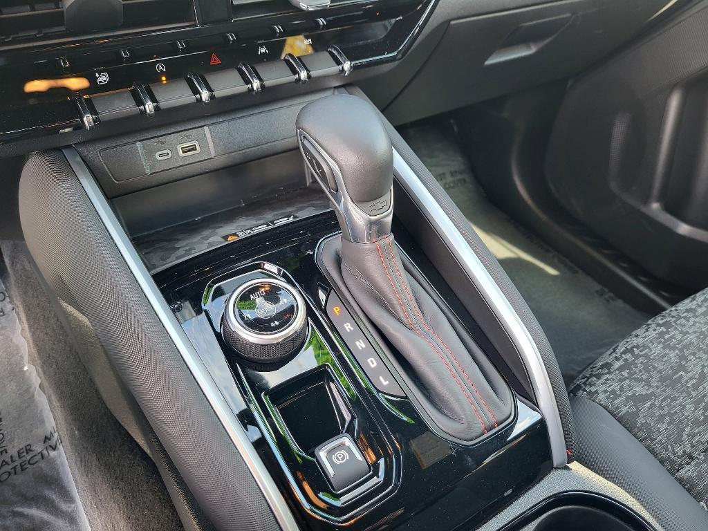 used 2024 Chevrolet Colorado car, priced at $41,990