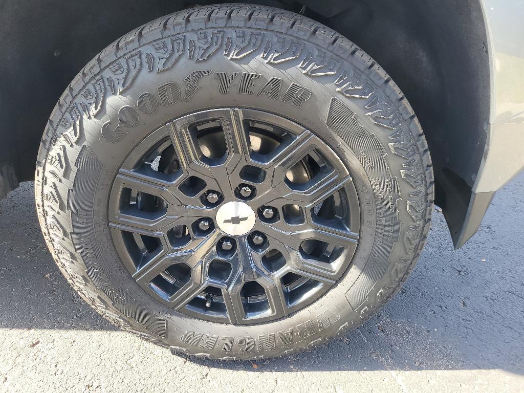 used 2024 Chevrolet Colorado car, priced at $41,990