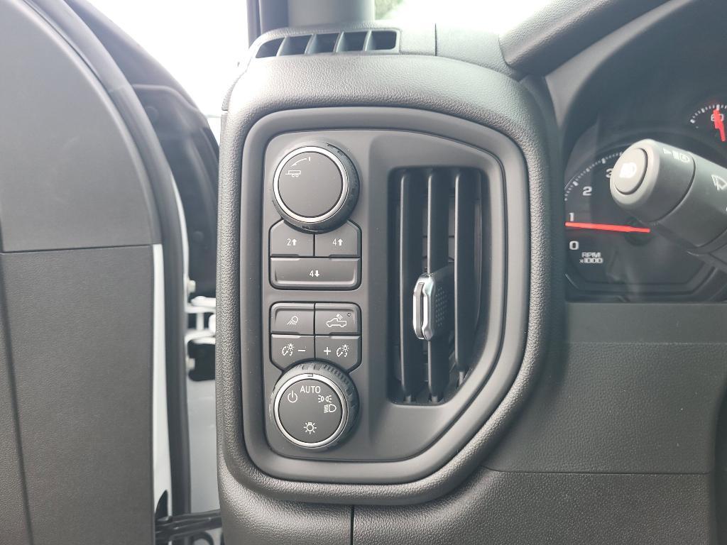 new 2026 Chevrolet Silverado 2500 car, priced at $69,015