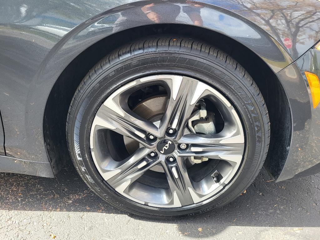 used 2022 Kia K5 car, priced at $22,700