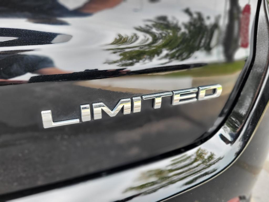 used 2022 Jeep Compass car, priced at $18,990