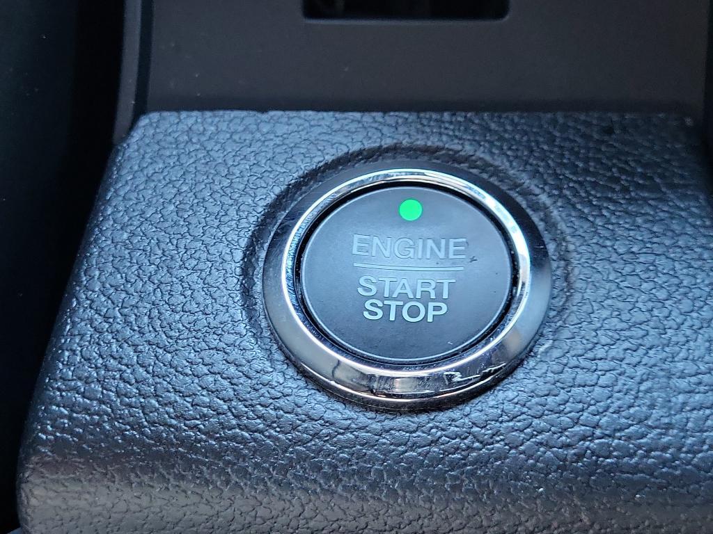 used 2021 Ford Expedition car, priced at $39,400