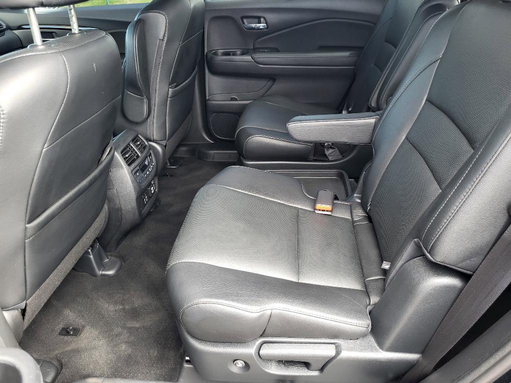 used 2019 Honda Pilot car, priced at $24,722