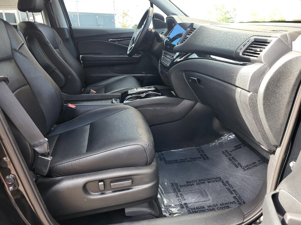 used 2019 Honda Pilot car, priced at $24,722