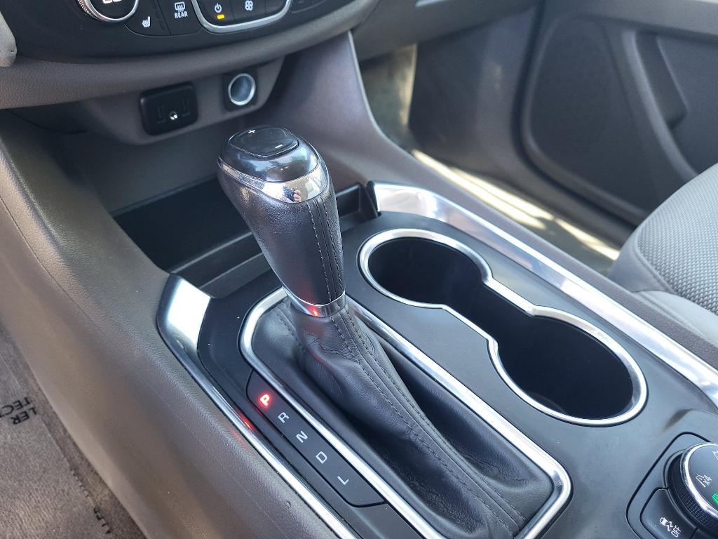 used 2020 Chevrolet Traverse car, priced at $22,472