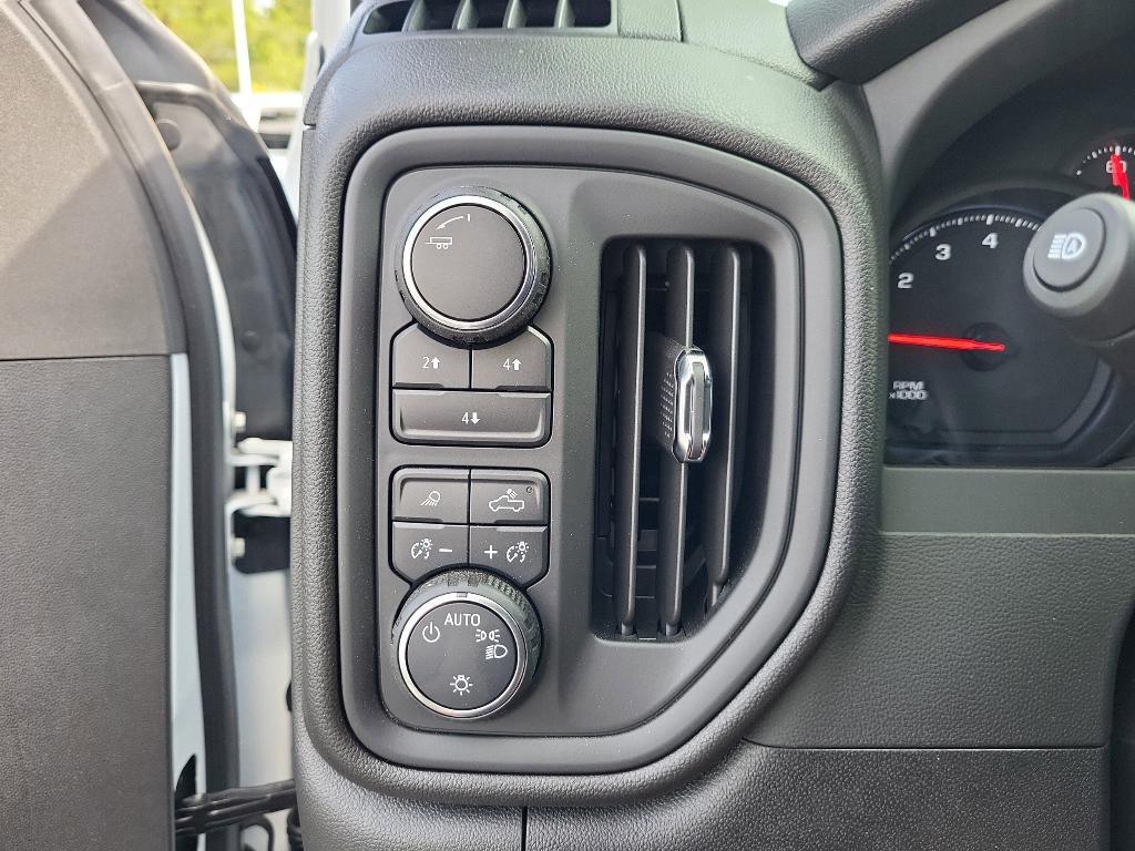 new 2025 Chevrolet Silverado 2500 car, priced at $64,077