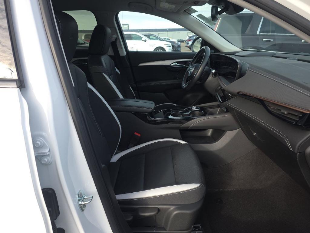 used 2025 Buick Envision car, priced at $31,794