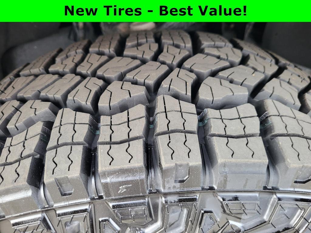 used 2020 Ford F-150 car, priced at $30,000