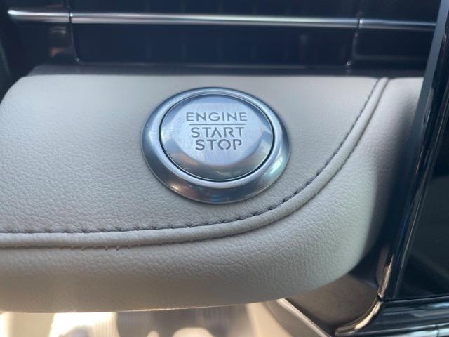 new 2025 Lincoln Nautilus car, priced at $57,423