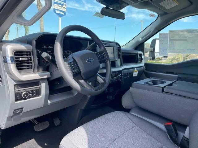 new 2025 Ford F-250 car, priced at $70,725