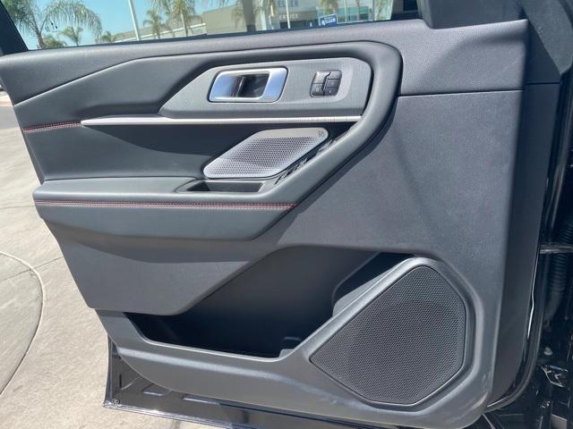 new 2025 Ford Explorer car, priced at $56,815