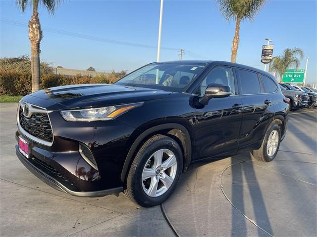 used 2020 Toyota Highlander car, priced at $26,998