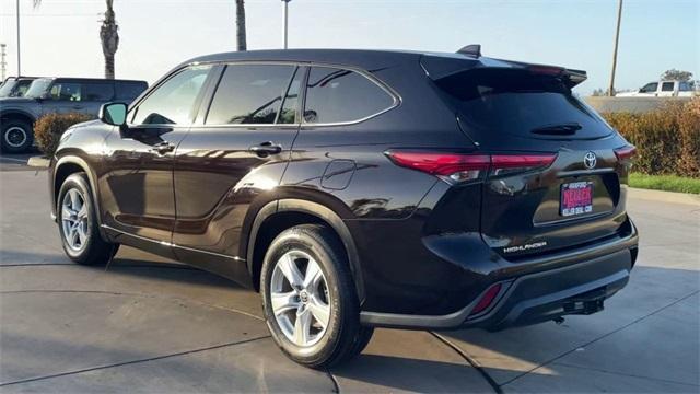 used 2020 Toyota Highlander car, priced at $26,998