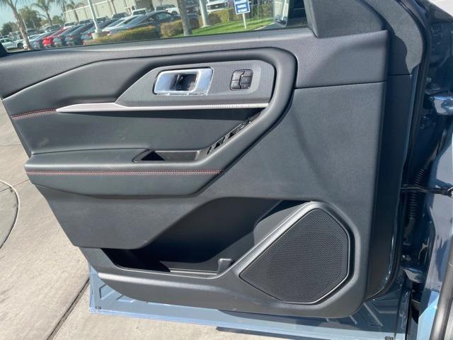 new 2025 Ford Explorer car, priced at $46,333
