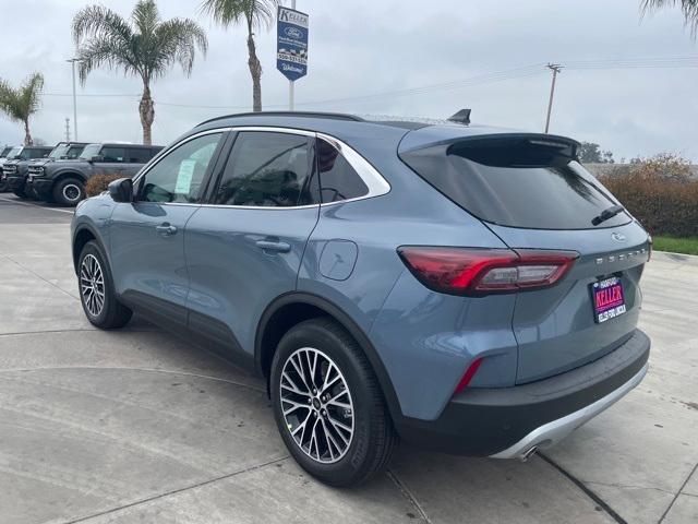 new 2025 Ford Escape car, priced at $38,895