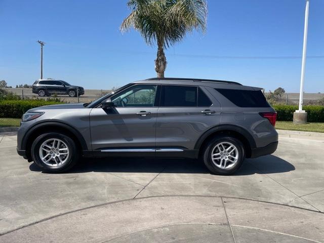 new 2025 Ford Explorer car