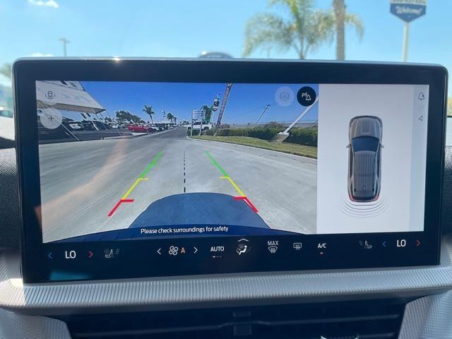 new 2025 Ford Explorer car