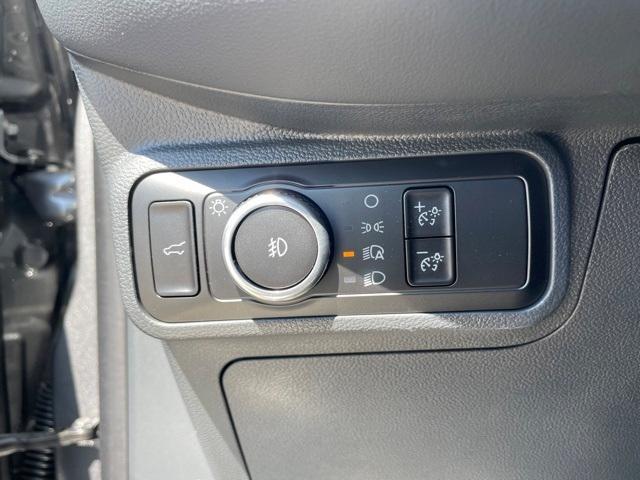 new 2025 Ford Explorer car, priced at $43,375