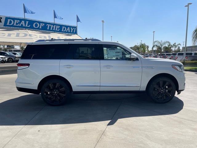 new 2023 Lincoln Navigator car, priced at $94,245