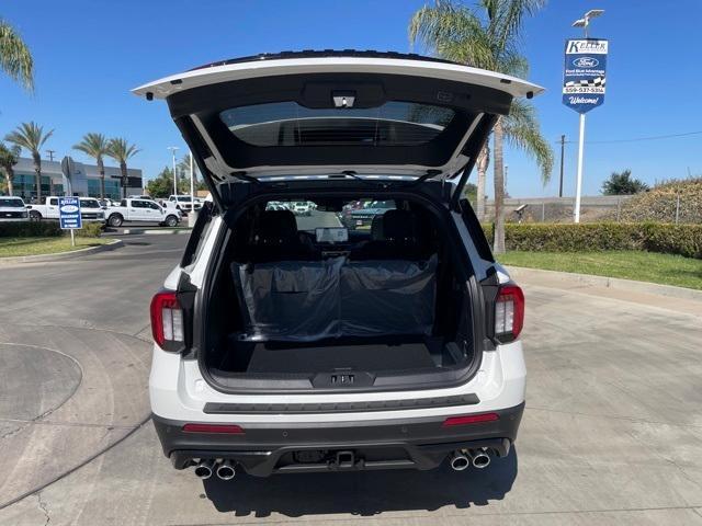 new 2025 Ford Explorer car, priced at $60,080