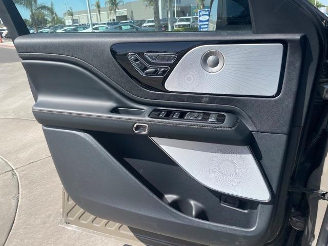 new 2025 Lincoln Aviator car, priced at $71,571
