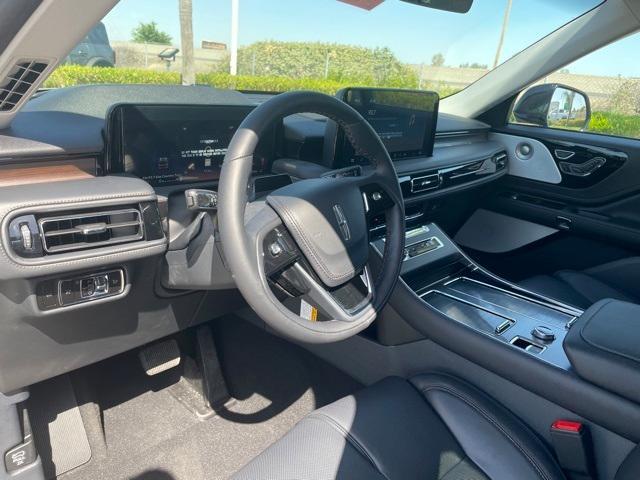 new 2025 Lincoln Aviator car, priced at $71,571