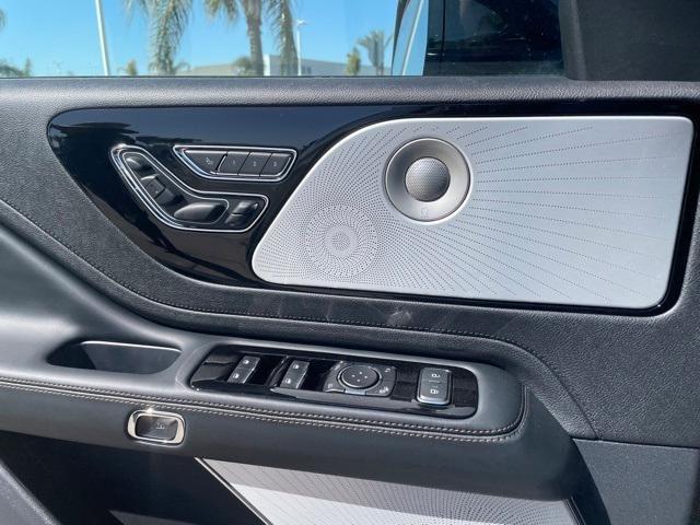 new 2025 Lincoln Aviator car, priced at $71,571