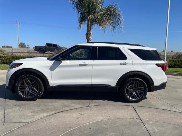 new 2025 Ford Explorer car, priced at $47,921