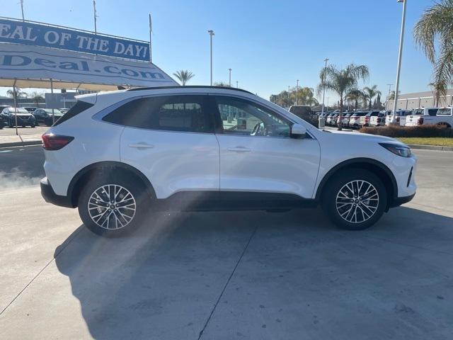 new 2025 Ford Escape car, priced at $43,920