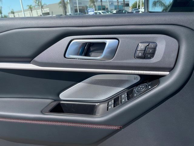 new 2025 Ford Explorer car, priced at $56,695