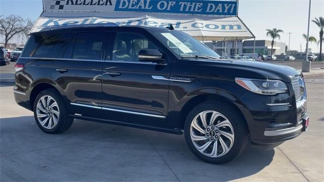 used 2022 Lincoln Navigator car, priced at $53,654