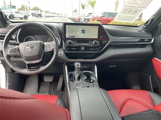 used 2023 Toyota Highlander car, priced at $43,218