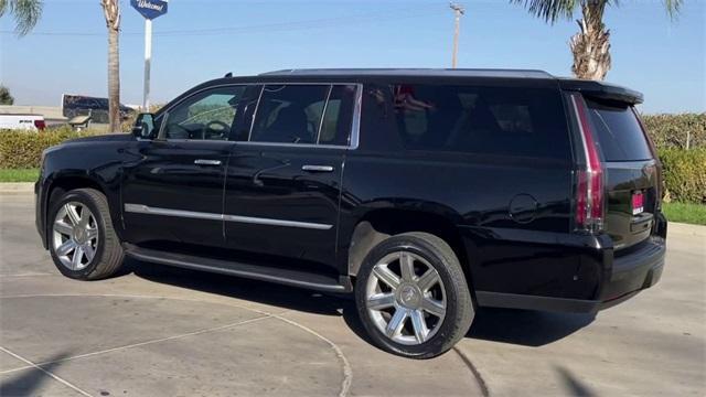 used 2020 Cadillac Escalade ESV car, priced at $38,058