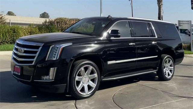 used 2020 Cadillac Escalade ESV car, priced at $38,058