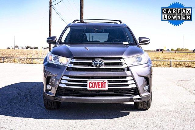 used 2019 Toyota Highlander car, priced at $26,922