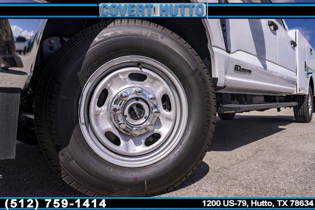 new 2025 Ford F-250 car, priced at $67,865