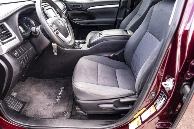used 2019 Toyota Highlander car, priced at $20,416