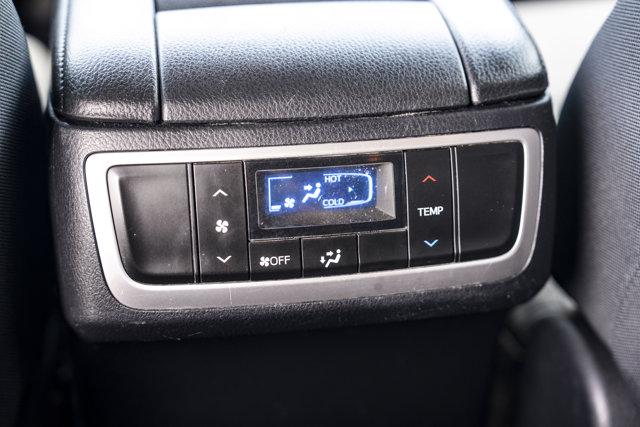used 2019 Toyota Highlander car, priced at $20,416