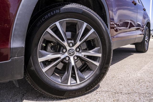 used 2019 Toyota Highlander car, priced at $20,416
