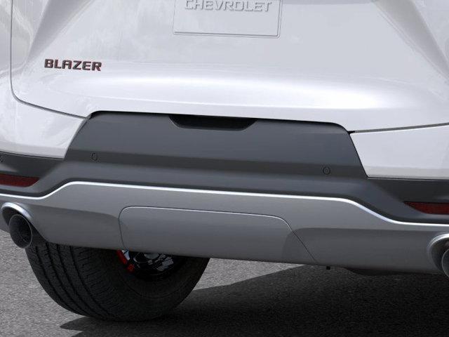 new 2025 Chevrolet Blazer car, priced at $39,925