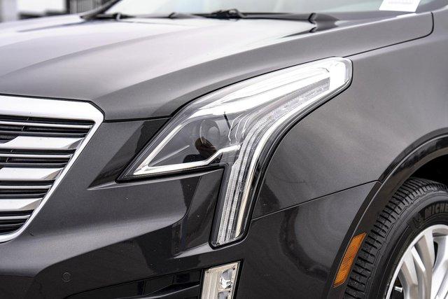 used 2018 Cadillac XT5 car, priced at $19,466