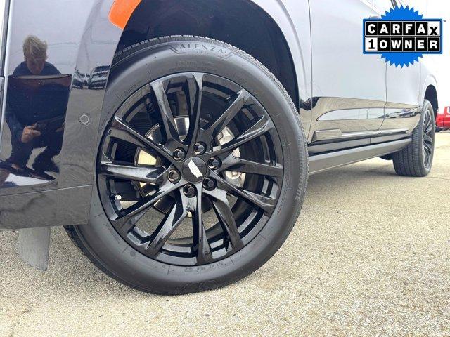 used 2024 Cadillac Escalade ESV car, priced at $87,902