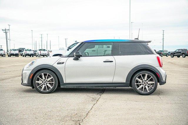 used 2022 MINI Hardtop car, priced at $22,127