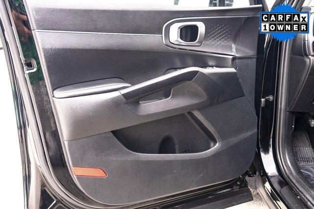used 2023 Kia Sorento car, priced at $25,521