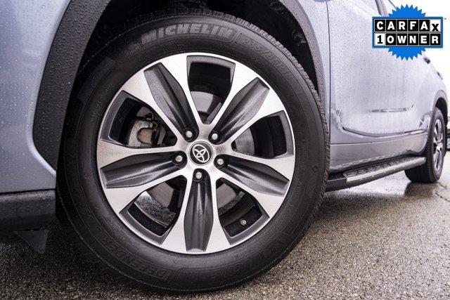 used 2023 Toyota Highlander car, priced at $30,902