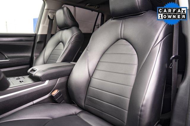 used 2023 Toyota Highlander car, priced at $30,902
